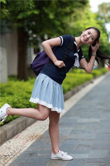 草莓视频APP深夜福利无限截图1