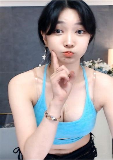 思思久久精品在热线热app截图4