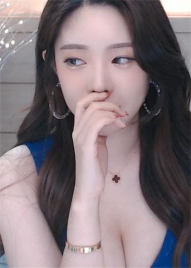 yh8live樱花直播下载截图4