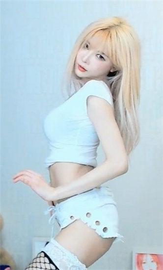 草莓视频无限免费污app截图1