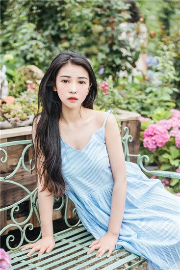 2020简易影视破解版截图3