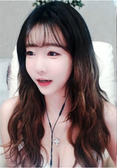 小草莓直播app破解版截图3