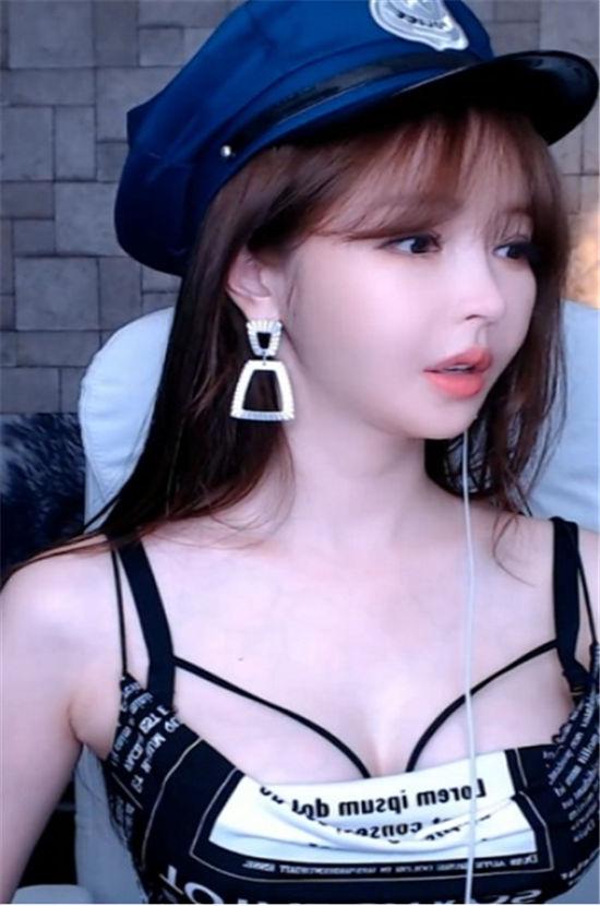 葡萄美女直播app最新版截图4