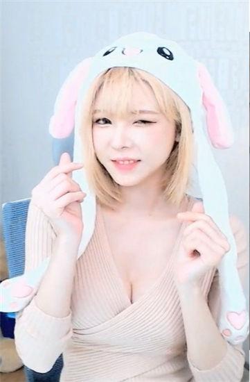 蜜桃夜聊宅男污福利版截图2