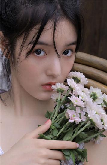 草莓视频秋葵视频芭乐绿巨人安卓最新截图1