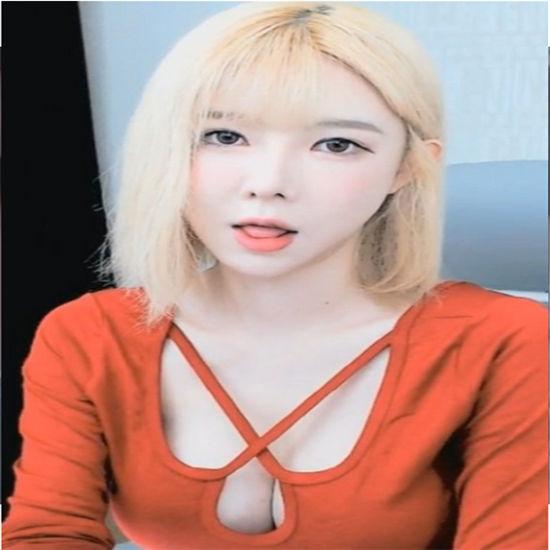 小草社区无限制版截图1