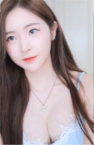 月亮影视ios下载截图1