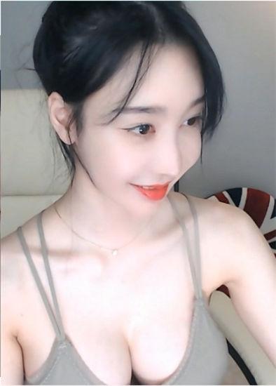 窝窝影视安卓版截图0