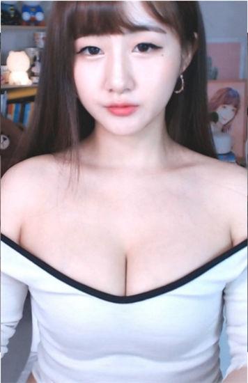 小草青青在线视频截图2