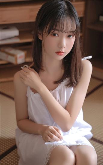 Peach takes you to see the world through different eyes and unlimited views