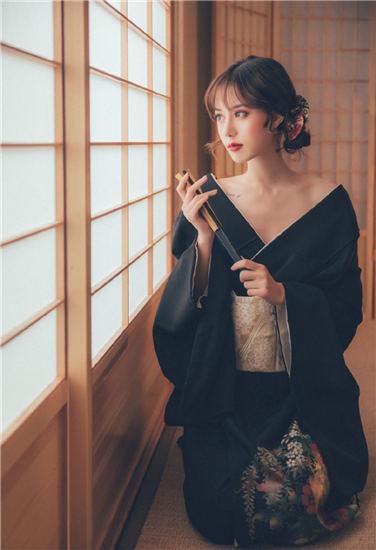 Sunflower video app is for children under 18 years of age.