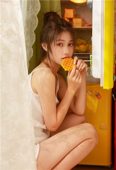 Scan the QR code to download the full version of Strawberry, Luffa, Durian and Okra.