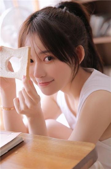 Strawberry Cherry Loofah Hulk Okra Durian Cucumber Watch Online Download