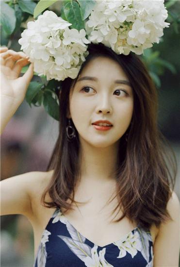 Mi Ya 768mon District 2 Wangyoucao 2022 watch online