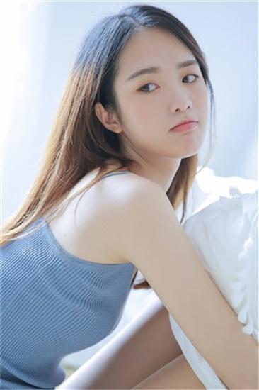 Unlimited viewing of the latest versions of 18 banned software apps