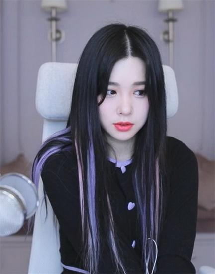 Strawberry, cucumber, loofah, sunflower lace milk tea