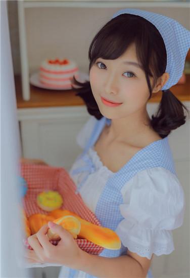 Loofah Strawberry Sunflower Okra Gas Station