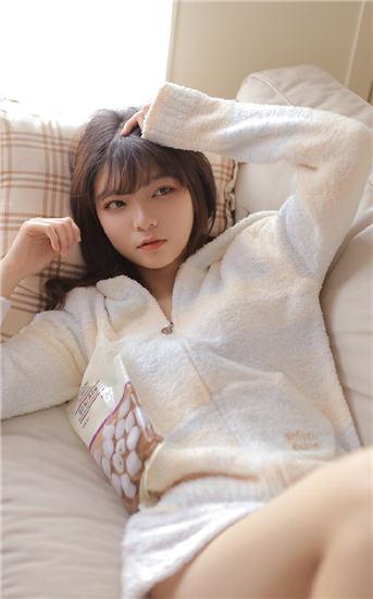 MIYA737.MON never loses contact free version