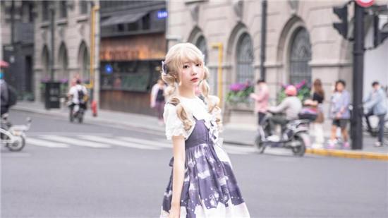 Watch Tadpole app for free