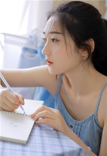 草莓 香蕉 菠萝 秋葵 黄瓜解锁版截图0