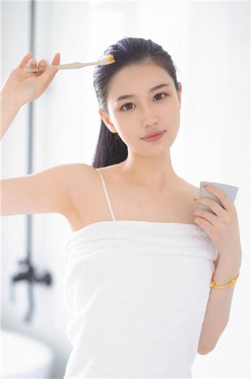 一个人看的www片免费高清截图1