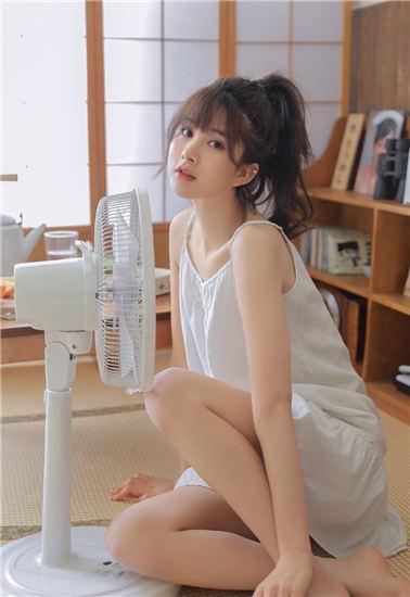 幸福宝草莓榴莲深夜释放自己红豆视频截图2