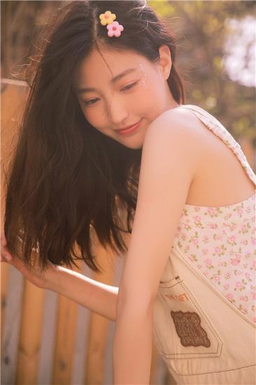 Banana Durian Okra Eggplant Strawberry Luffa Android version