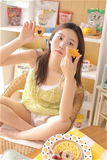 Strawberry, Luffa, Guava, Tadpole, Albizia, Durian Lite Version