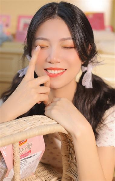 Strawberry Luffa Durian Hulk www watch online