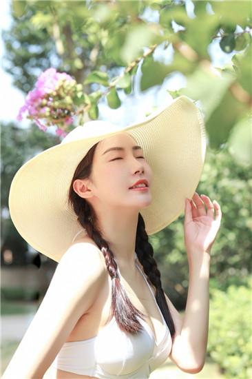 花季传媒旧版每天免费三次截图0