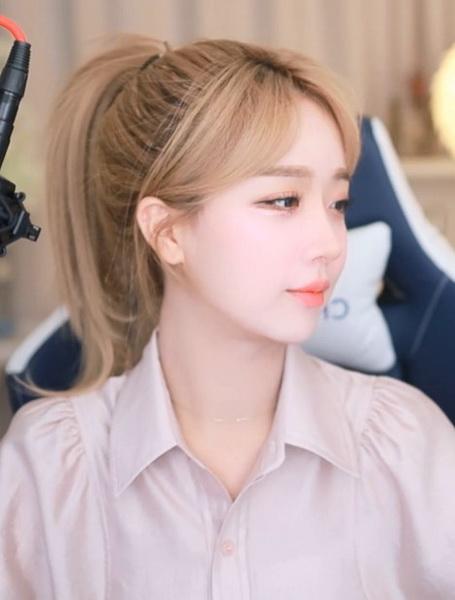 Sunflower Strawberry Okra Cucumber Lychee Luffa App