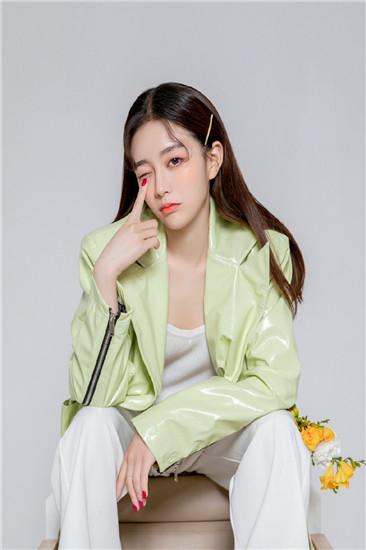 丝瓜樱桃秋葵榴莲菠萝蜜黄观看版截图0