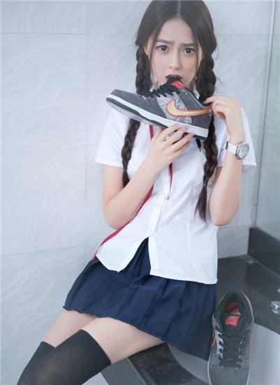 一个人看的免费视频www直播截图0