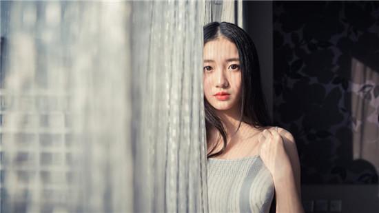 两个人的免费观看高清视频截图0