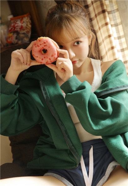 Banana Cherry Peach Kiwi Pineapple App