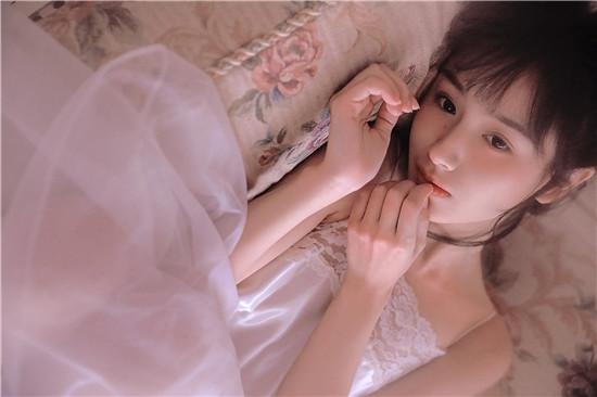 榴莲草莓丝瓜向日葵黄瓜榴莲视频精简版截图1