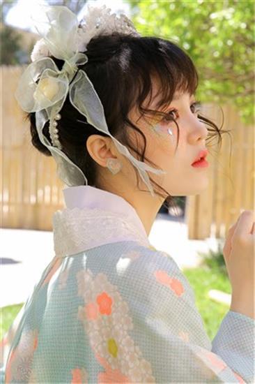 Unlimited viewing of the latest versions of 18 banned software apps