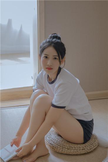 花季传媒免费网站解锁版截图1