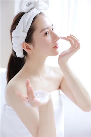 Loofah, Strawberry, Okra, Eggplant, Duck Neck, Download and Watch Unlimited