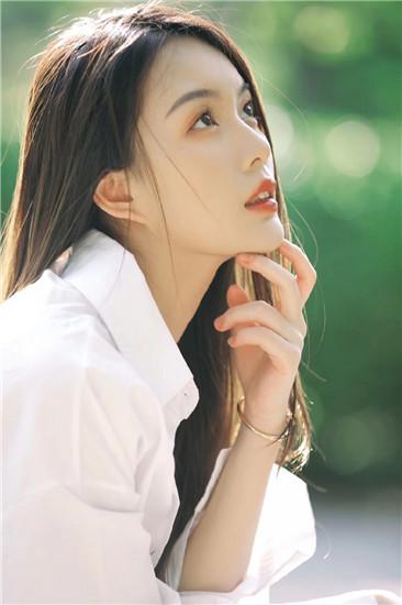 人成免费午夜高清视频夜色截图1