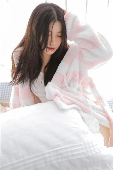 草莓 香蕉 菠萝 秋葵 黄瓜4040截图1