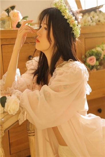 国内蕾丝视频一区截图1