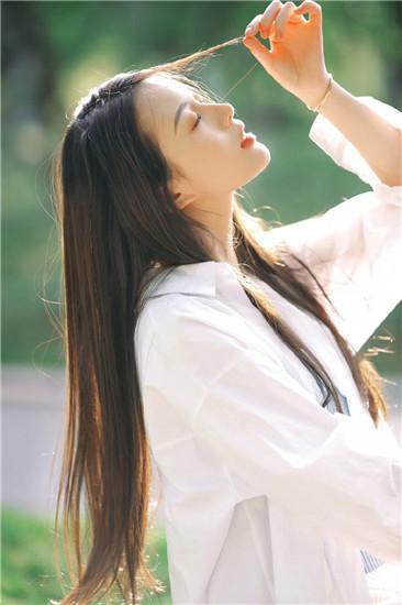 人成免费午夜高清视频夜色截图0