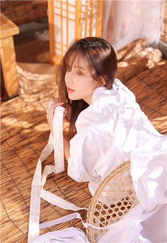 网站你懂我意思正能量感谢我18岁小姐姐的第一次下载截图3