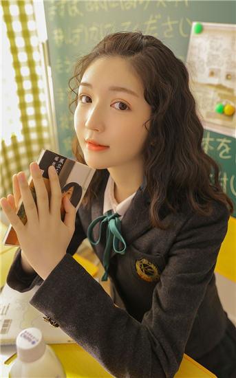 Strawberry Luffa Banana Okra Durian Unlimited Edition