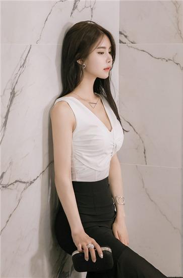 Strawberry Okra Sunflower Durian 2023 latest version