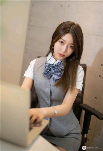 性宝福芭乐向日葵鸭脖小猪下载截图0