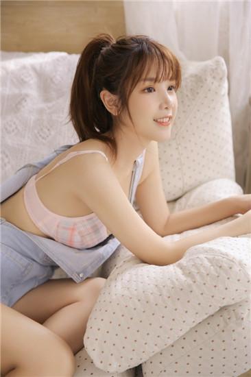 2021最新菠萝直播截图1