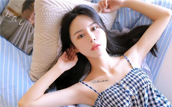 Xingfu Bao Durian Strawberry Luffa Duck Neck Video