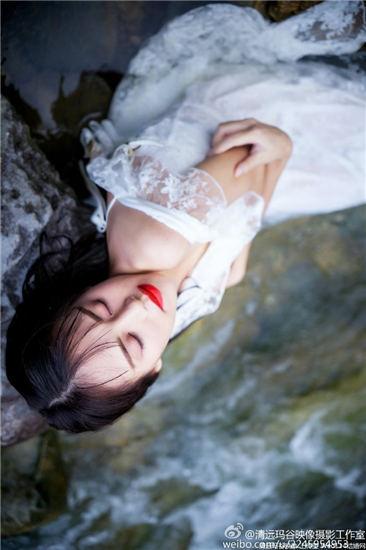 芭乐丝瓜草莓向日葵小猪鸭脖ios下载截图0